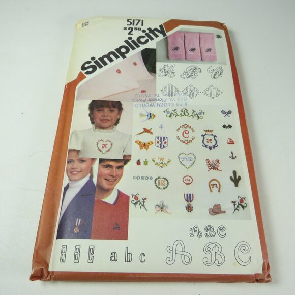 Simplicity 5171 Transfer for Embroidery (very mildly cut) - Picture 2 of 4